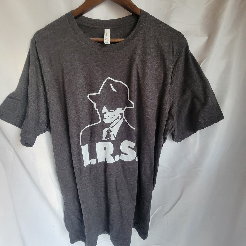 IRS records    t shirt size xl
